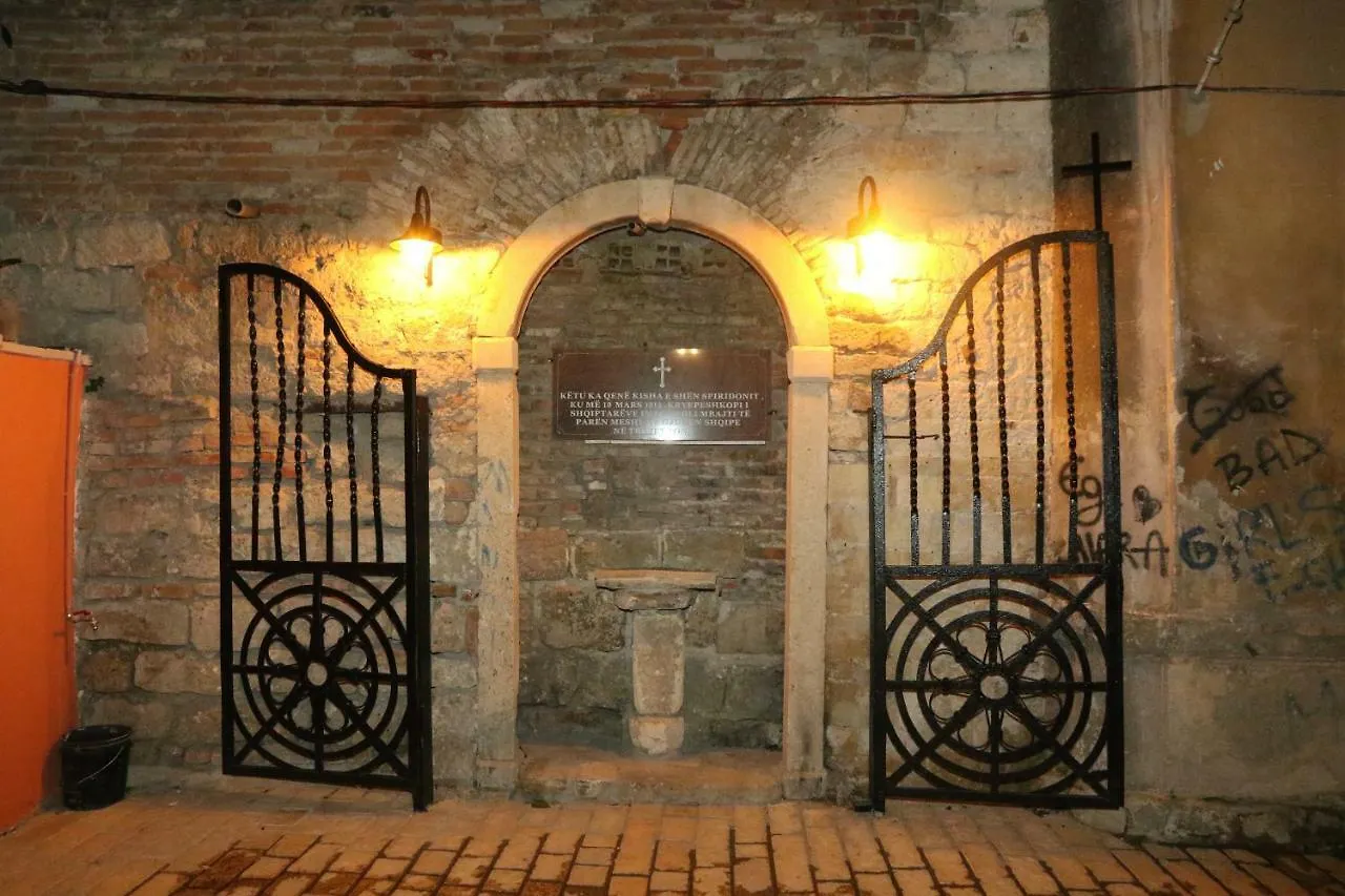 Hotel Kloest Δυρράχιο