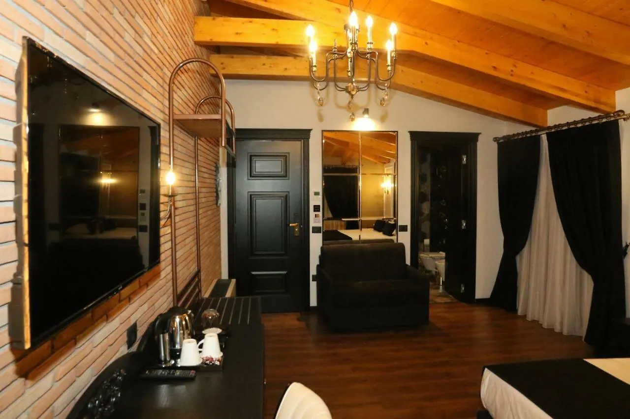Hotel Kloest Δυρράχιο 4*,  Αλβανία