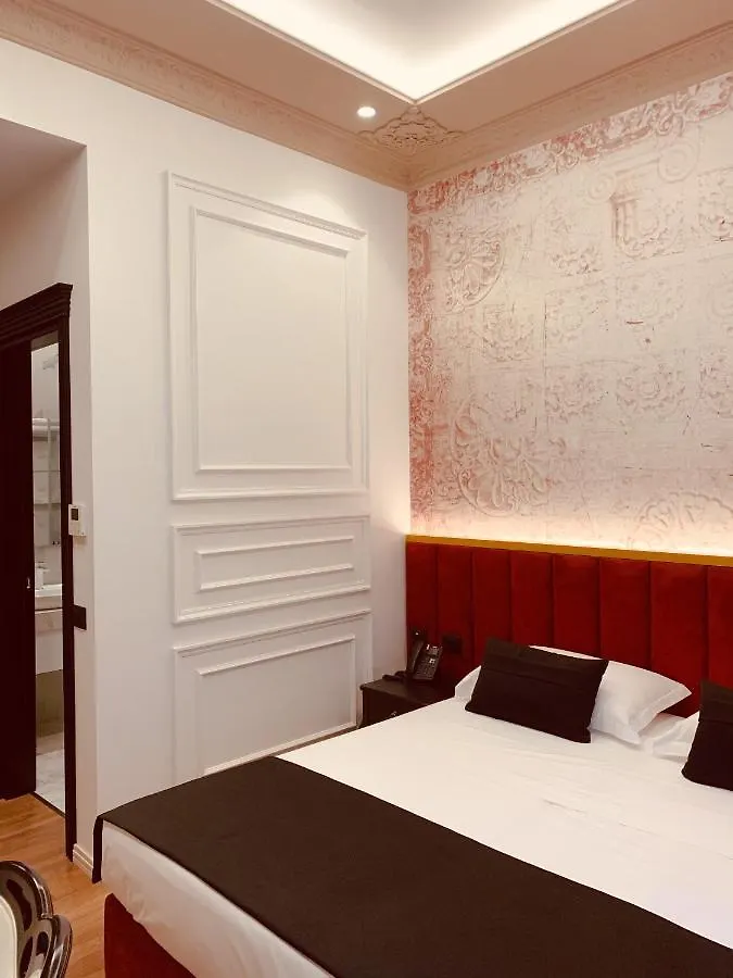 Hotel Kloest Durrës