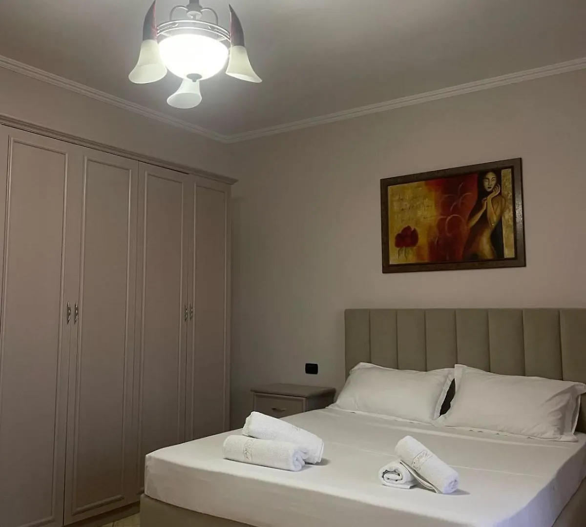 ****  Hotel Kloest Durrës Albanien